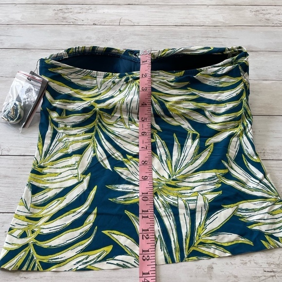 Vince Camuto BLUE MULTI Draped Bandini Swim Top, US X-Small - Picture 5 of 6